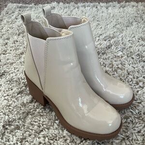 Soda Glossy Cream Ankle Booties